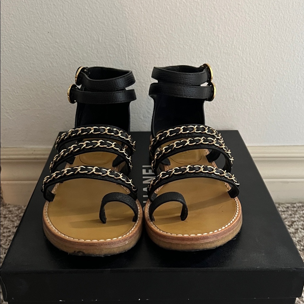 CHANEL Black and Tan Chain Sandals